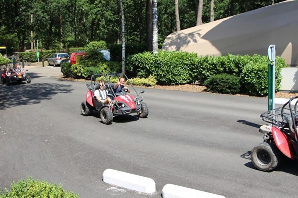 Te Huur: Leuke 4-Persoons Stacaravan Op Top Locatie! Hoenderloo Exterior foto